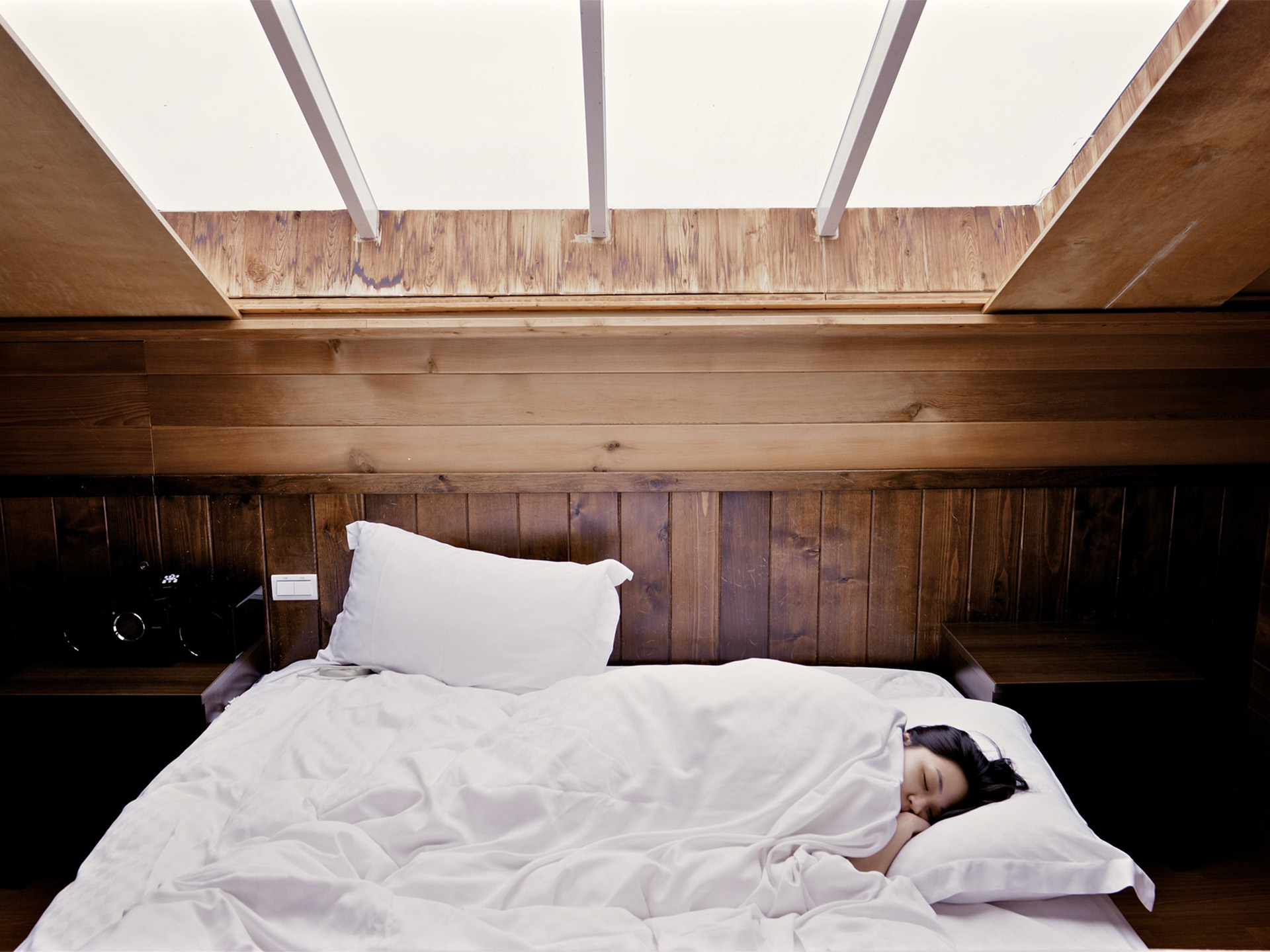 จำนวนเส้นด้ายของผ้าปูที่นอนคืออะไร (Thread Count)